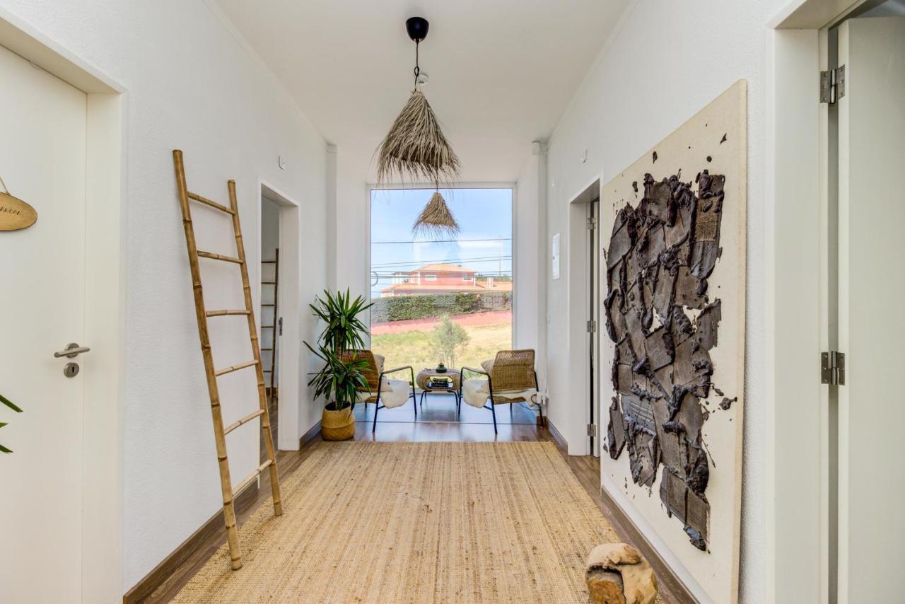 Ocean House - Ribeira D'Ilhas Ericeira Hostel Exterior photo